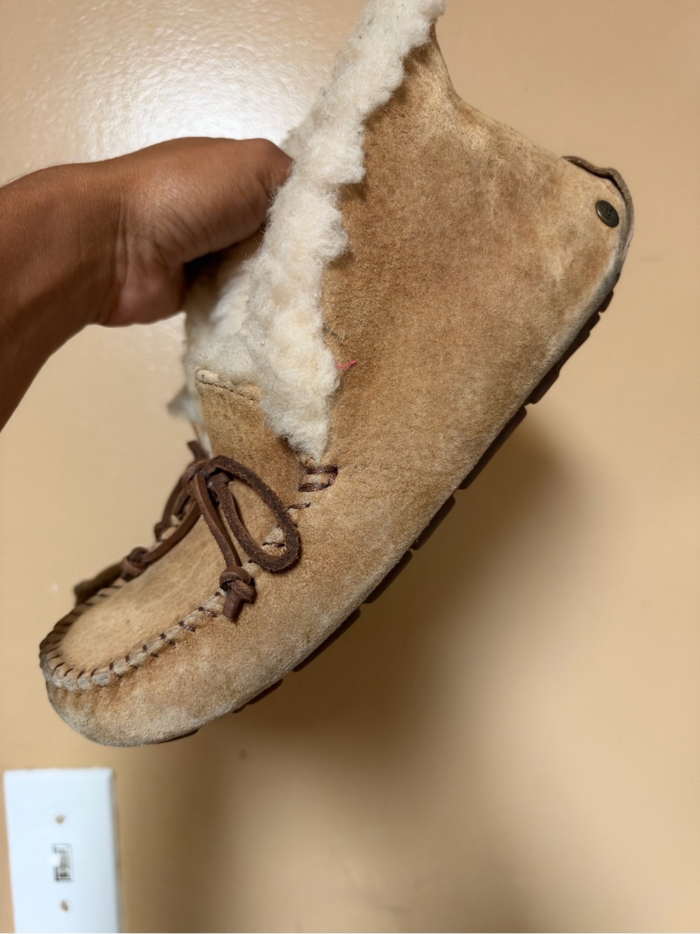 UGG Kids Chestnut Shearling-Lined Moccasin Slipper